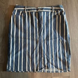 Jean skirt with white stripes, sz 14, Catos brand